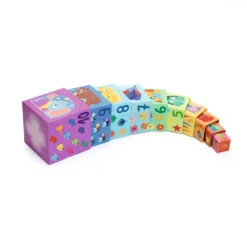 10 Cubes Gigognes Empilables, Arc-en-ciel - Djeco 7 10 Cubes Gigognes Empilables, Arc-en-ciel - Djeco -Jouets Éducatifs Boutique dj8510 cubes arc en ciel djeco 2