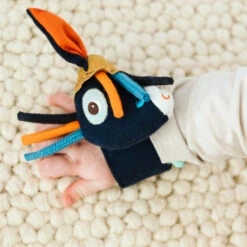 Ignace Hochet Bracelet - Lilliputiens -Jouets Éducatifs Boutique ignace hochet bracelet lilliputiens 2