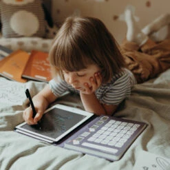 Kidydraw-mini, Tablette Digitale à Dessin, Il était Une Fois - Kidywolf -Jouets Éducatifs Boutique kidydraw mni out 3