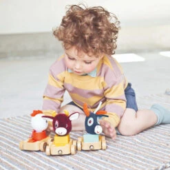 Chaîne De Véhicules, La Ferme - Lilliputiens