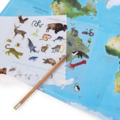 Mappemonde Avec Décalcomanies, Les Animaux Du Monde, Tout Autour Du Monde - Moulin Roty -Jouets Éducatifs Boutique mr719185 4