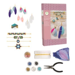 Atelier De Bijoux, Perles Japonaises Et Plumes - Au Sycomore